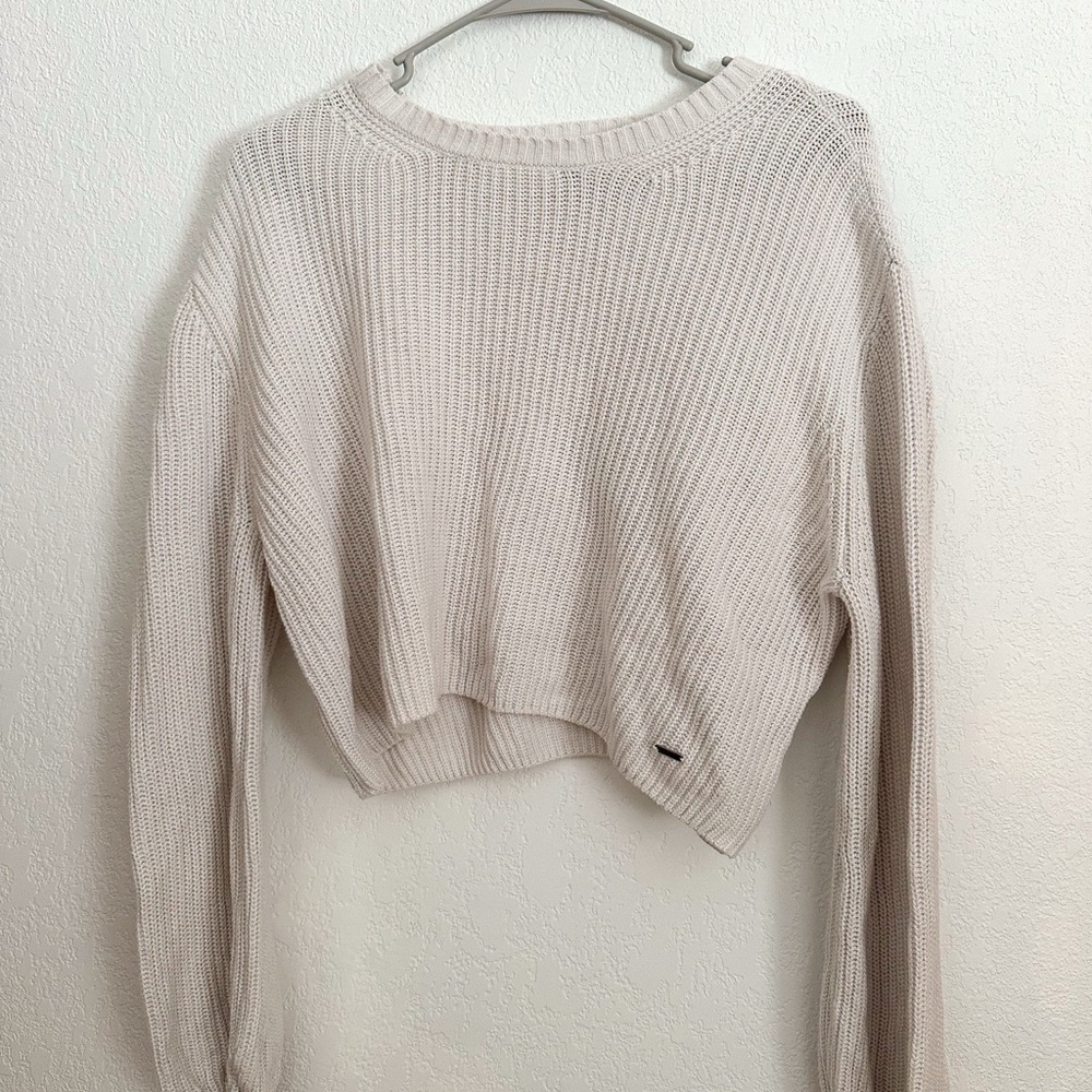 Hollister Off-White Cropped Sweater
